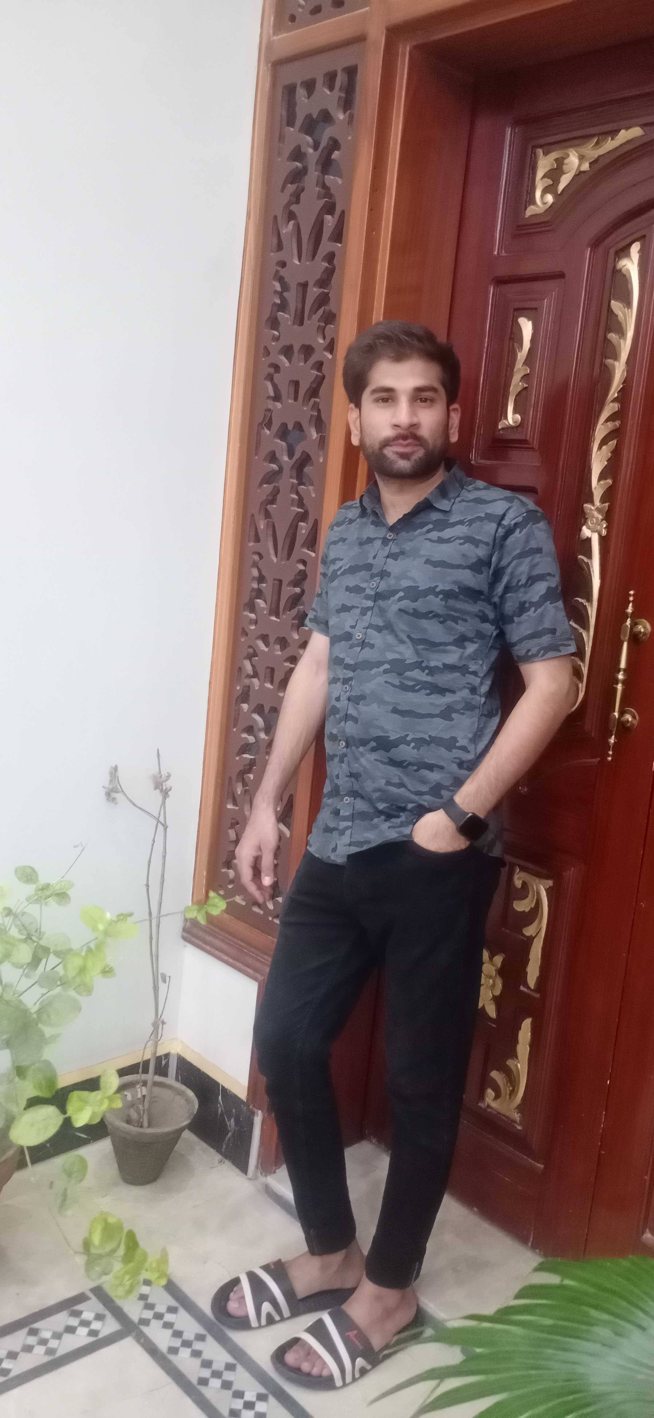 Ali shahid