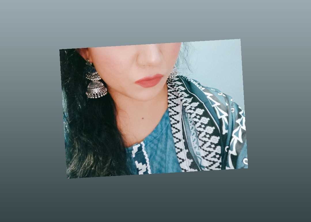 Dr Aisha