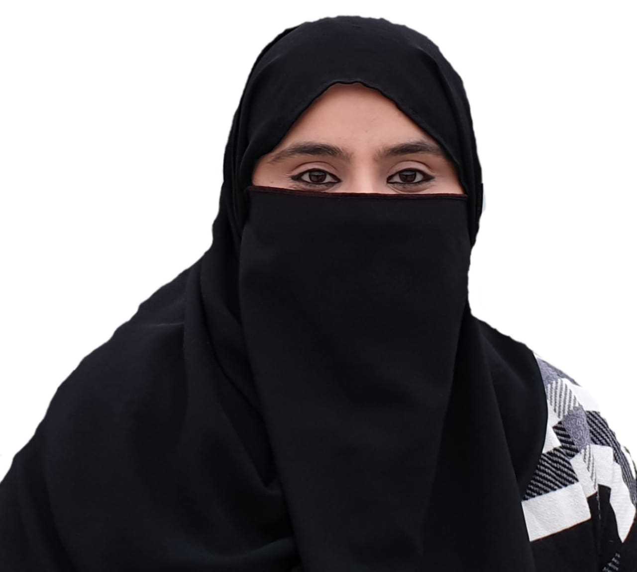 Syeda nida kazmi