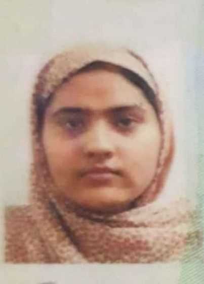 SUMAIRA GHOURI