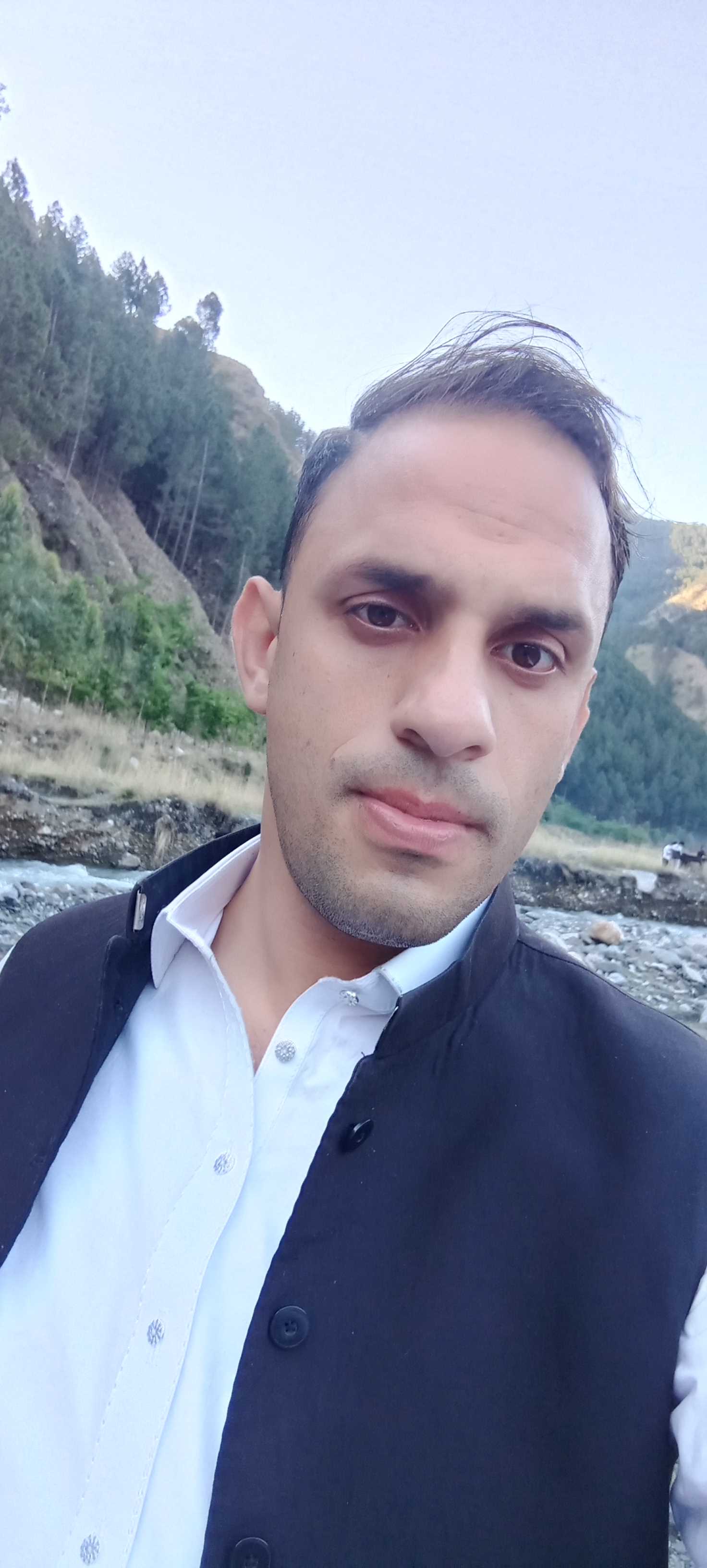 Dr Zeeshan Khan