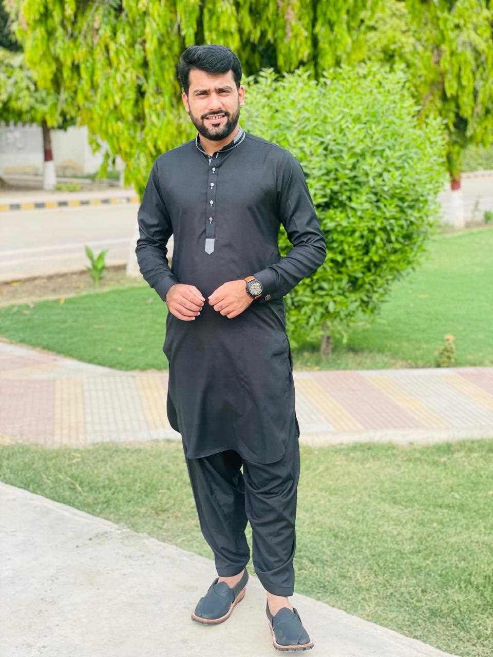 Dr Awais Memon