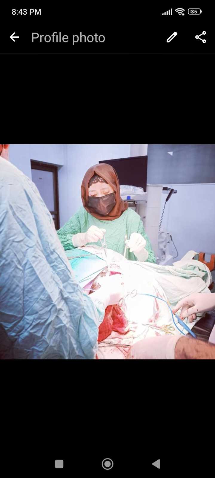 Dr Zainab