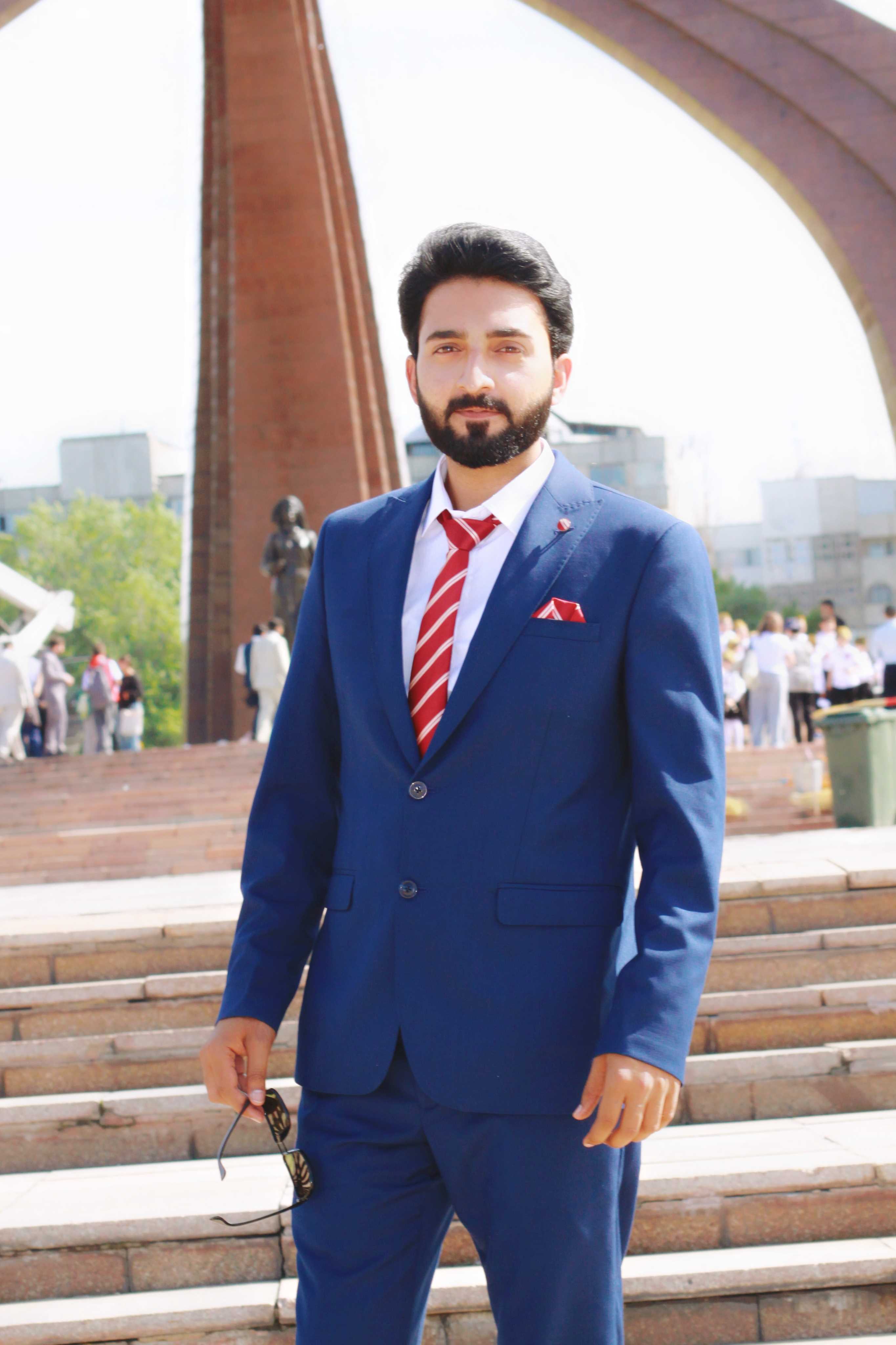 Dr Muhammad Waqas