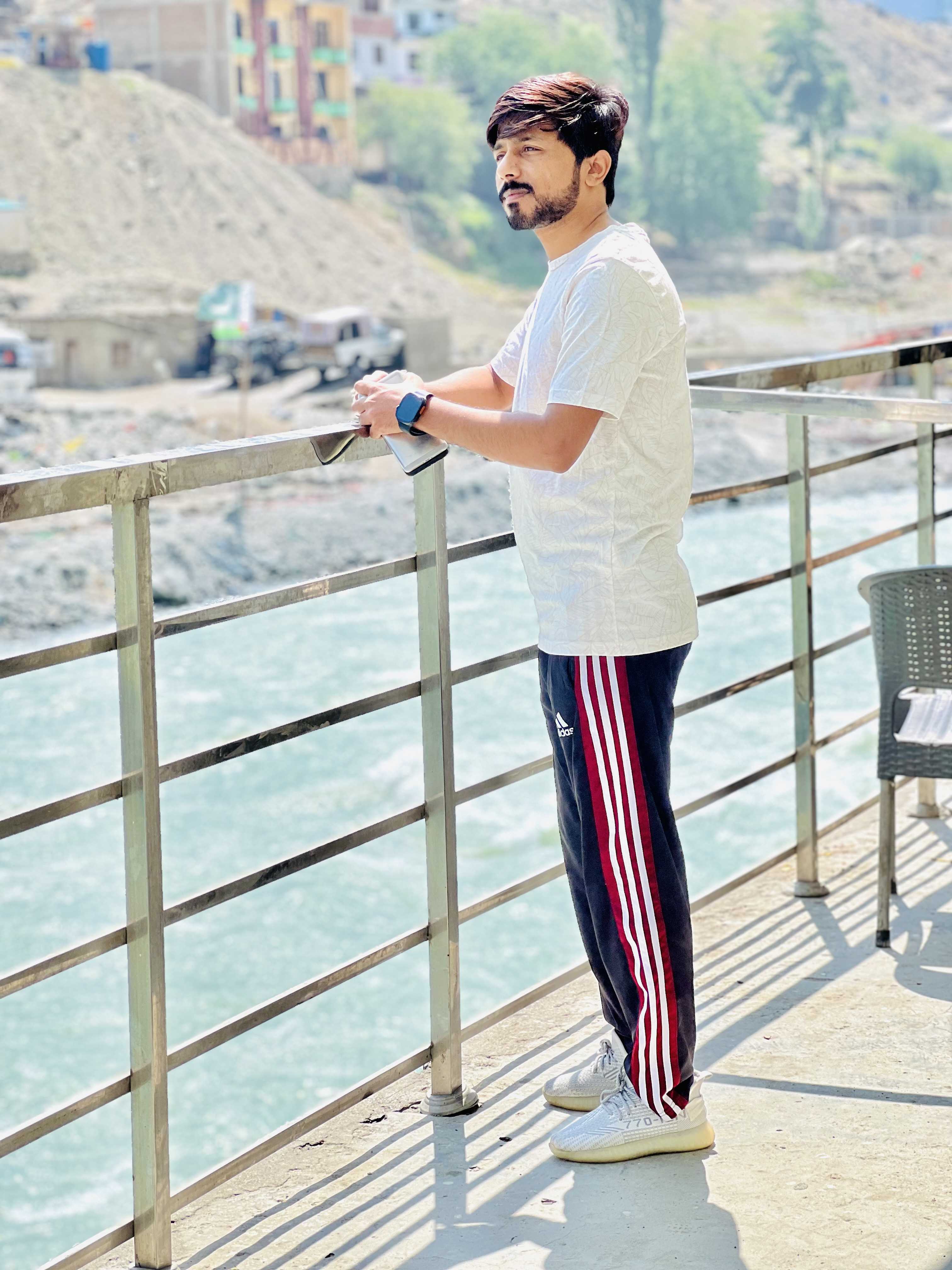 Faisal zahir