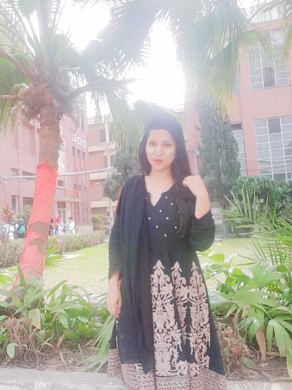 Dr Wardah Khan