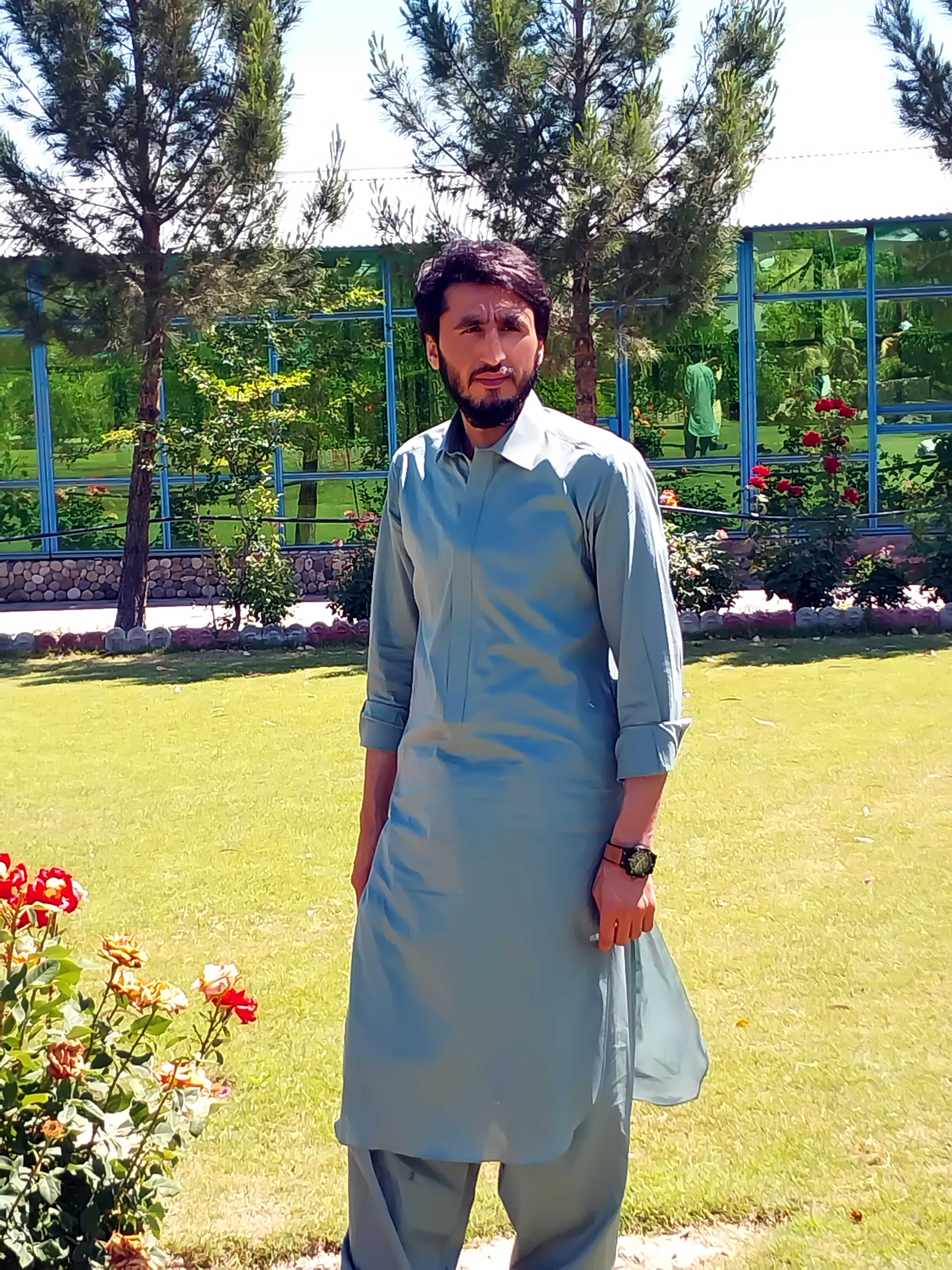 Dr liaqat