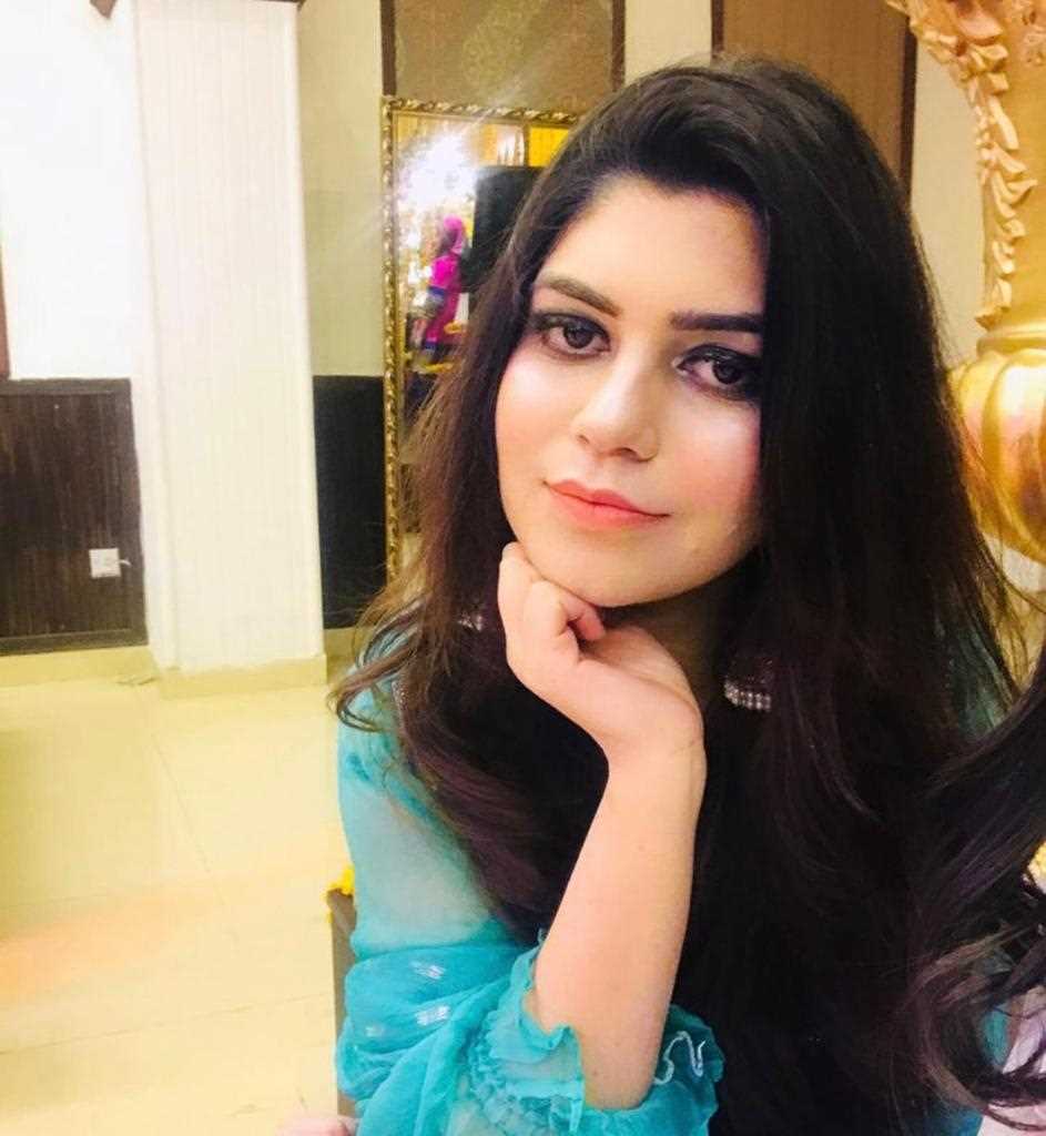 Dr Humna Saleem