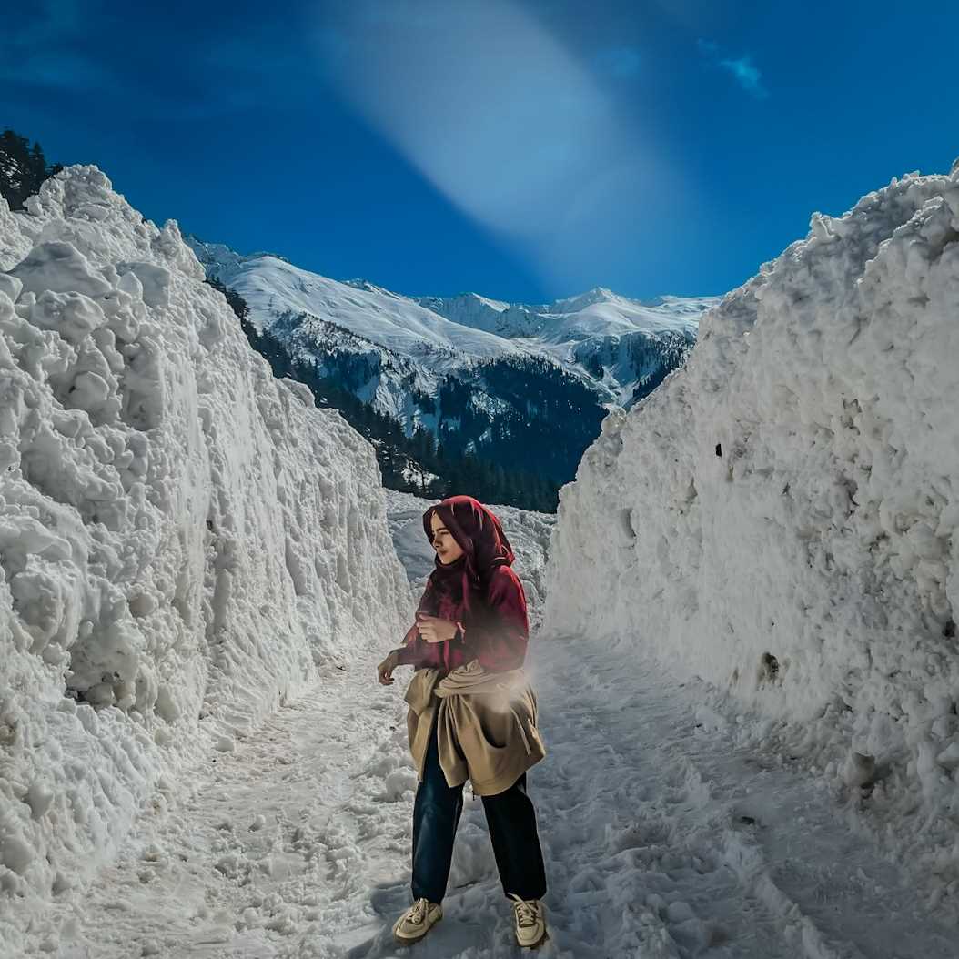 Iqra naeem