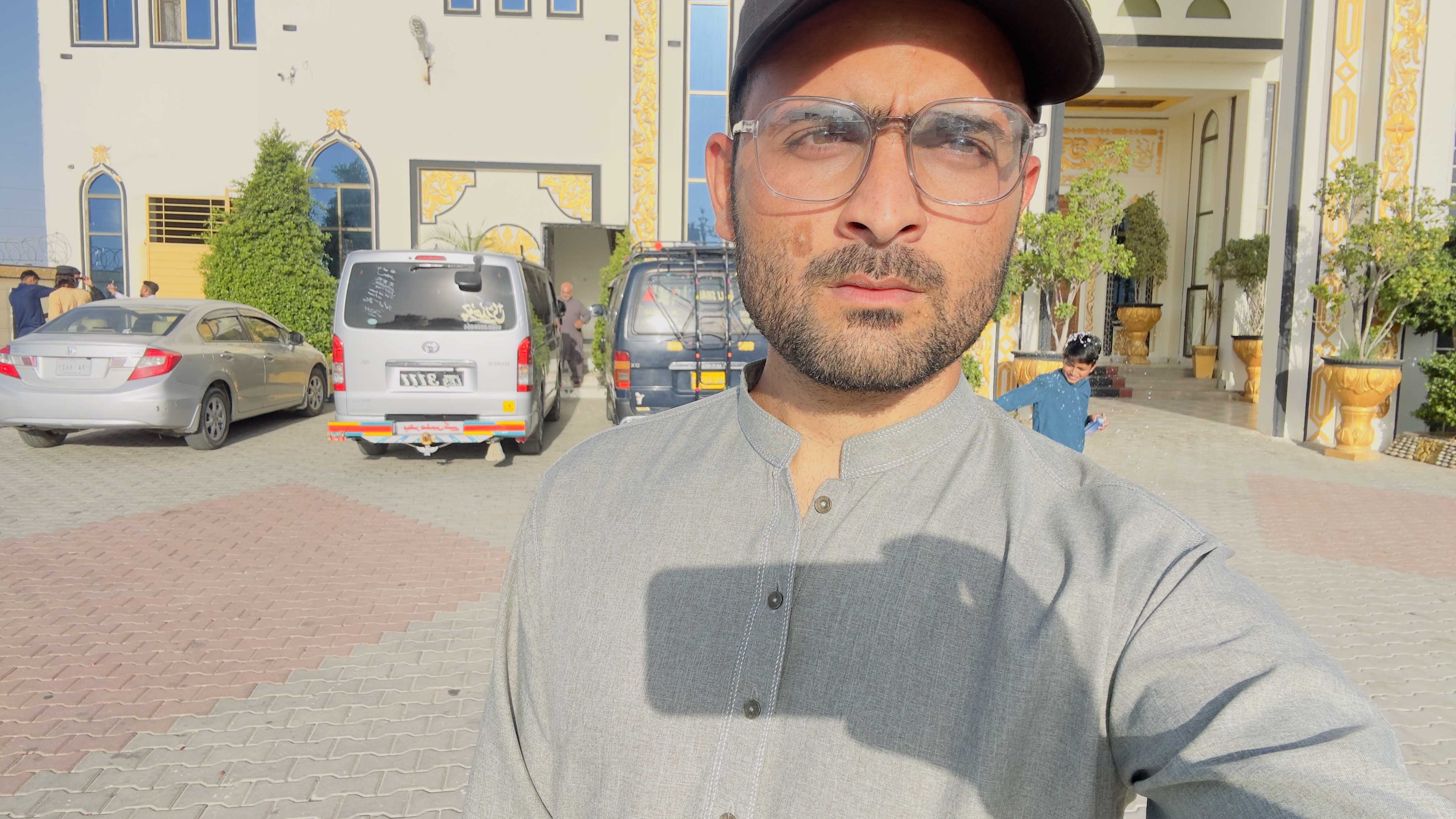 Ali hassan