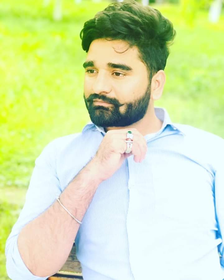 Dr HK Lakhani