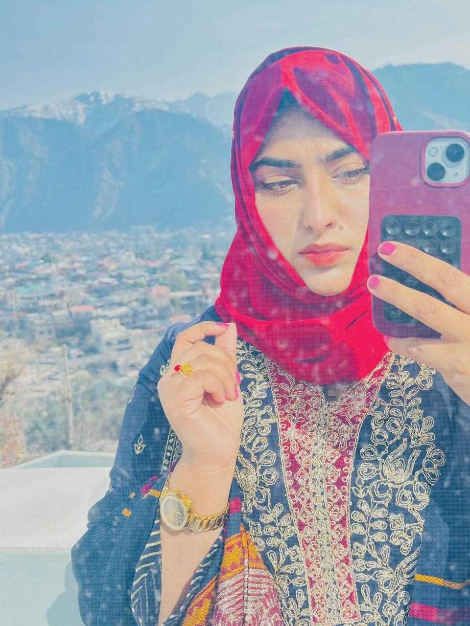 maryam manzoor