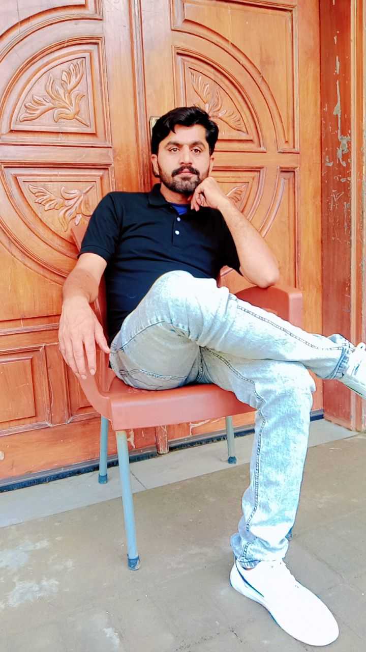 Dr. Munir Asghar