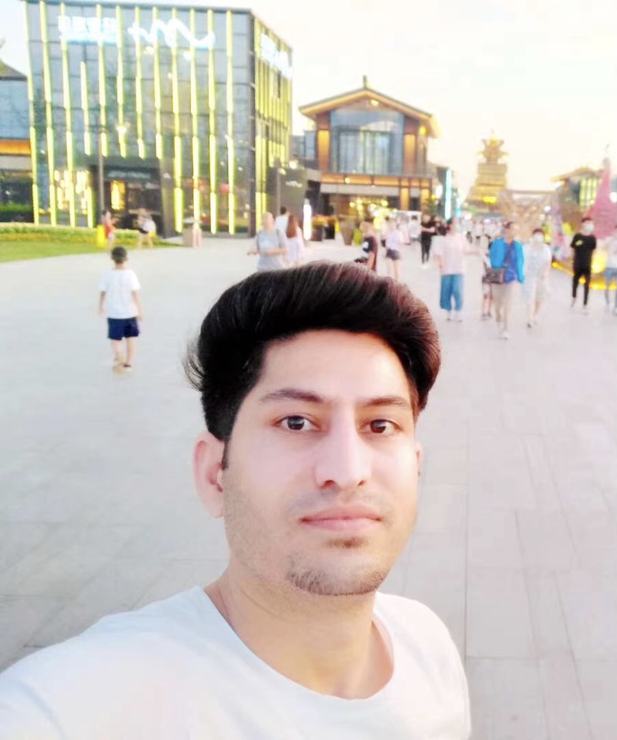 Adnan khan